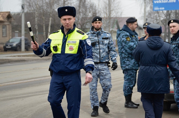 В Иванове «Дорожный пристав» оставил четырех злостных должников без автомобилей